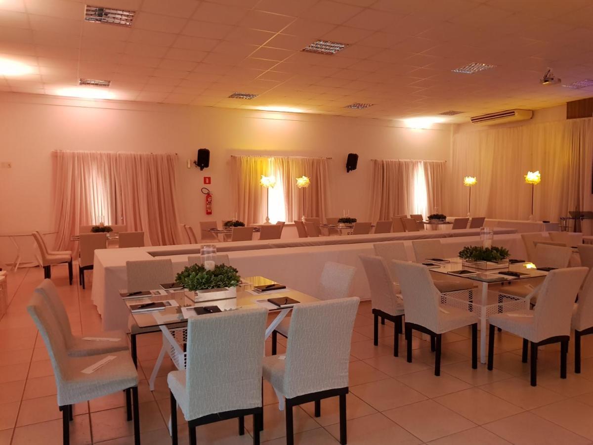 Hotel Das Palmeiras Paracatu Luaran gambar