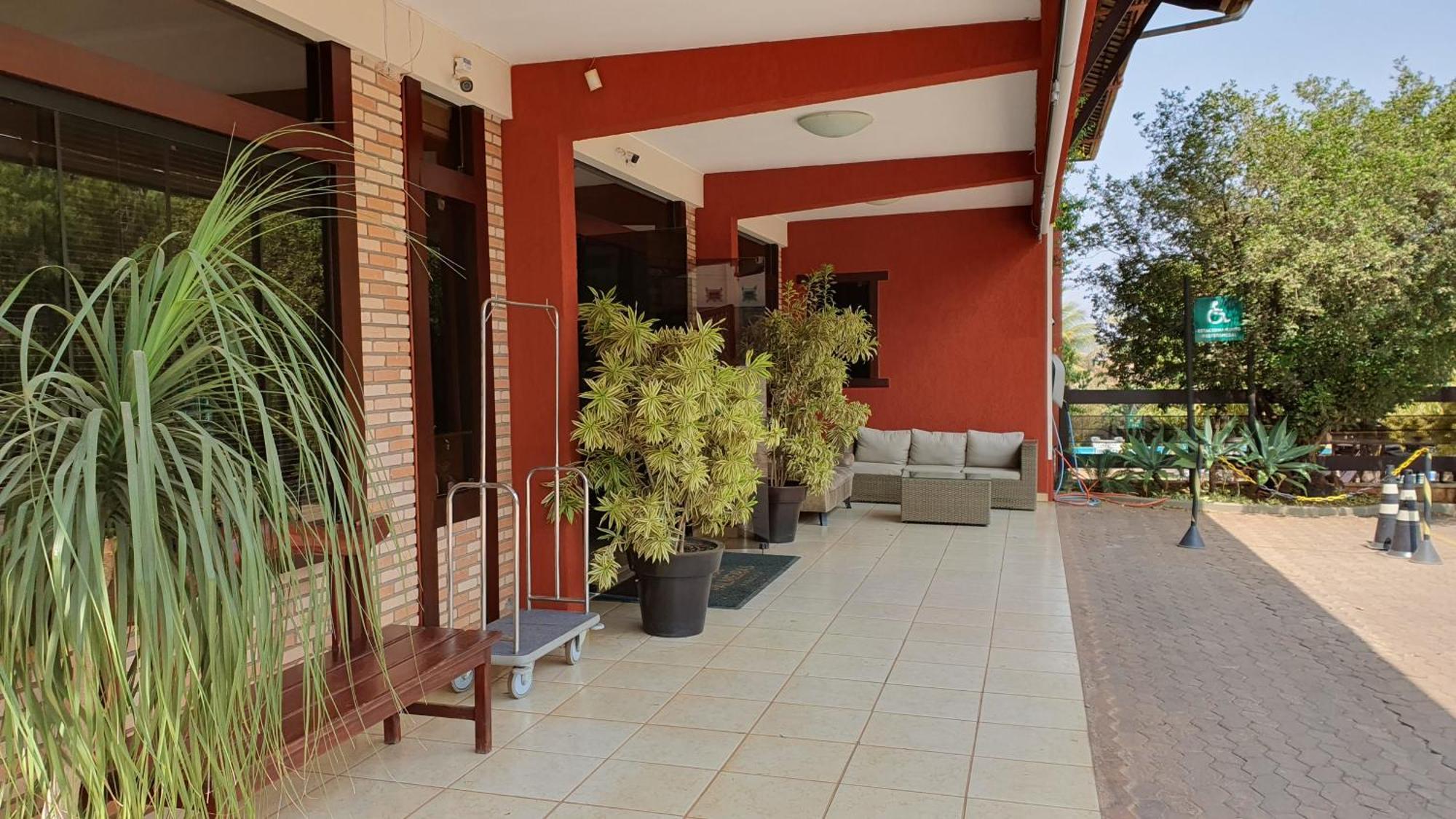 Hotel Das Palmeiras Paracatu Luaran gambar